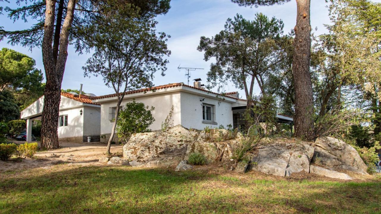 Chalet Con Piscina En Torrelodones Exterior foto