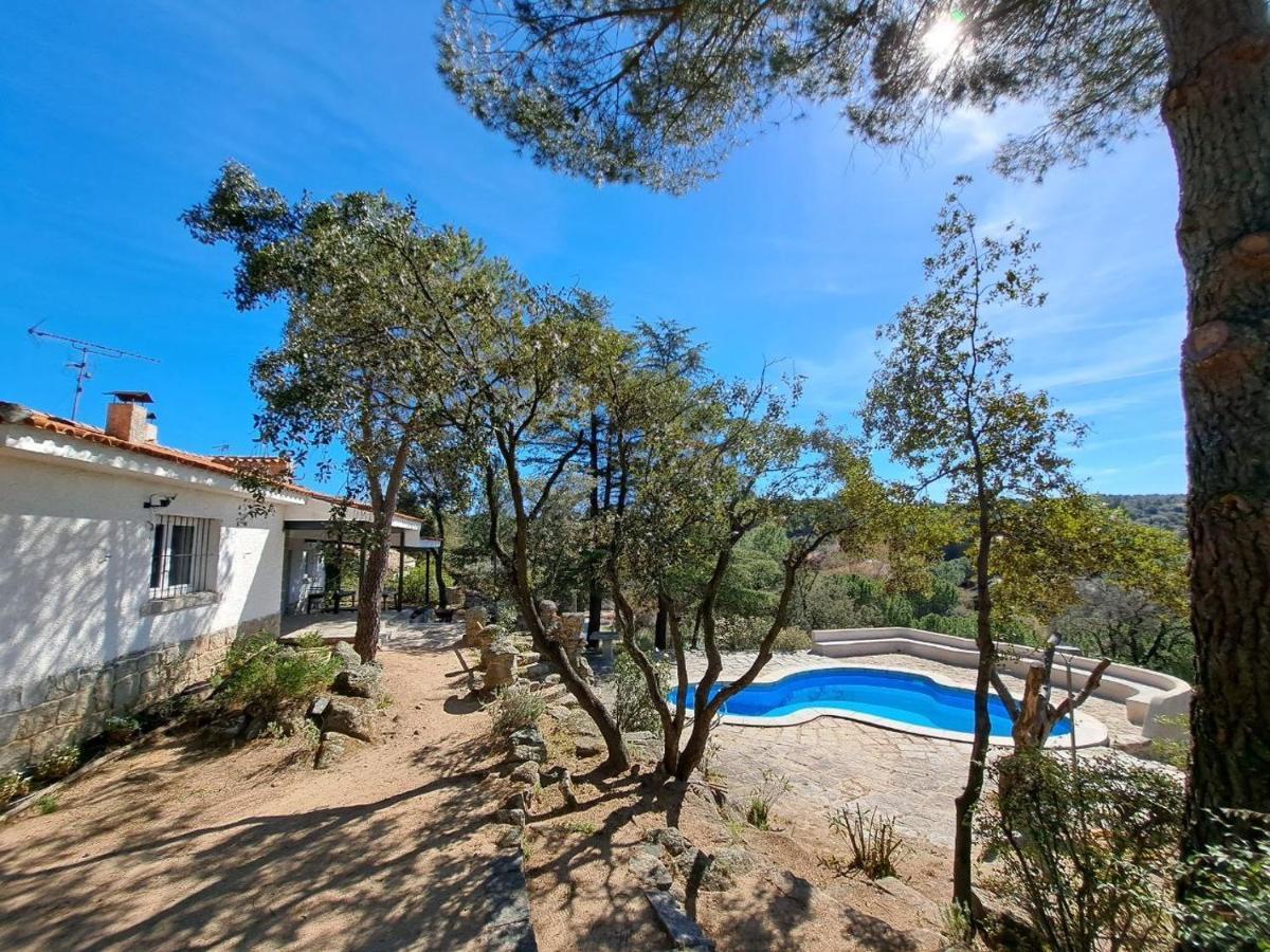 Chalet Con Piscina En Torrelodones Exterior foto